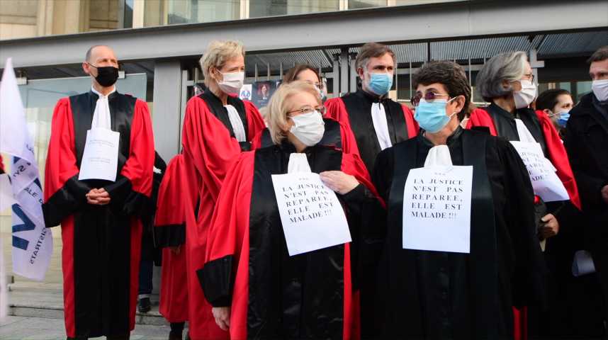 La France au bord du précipice : L&rsquo;Iran et l&rsquo;effondrement monétaire global